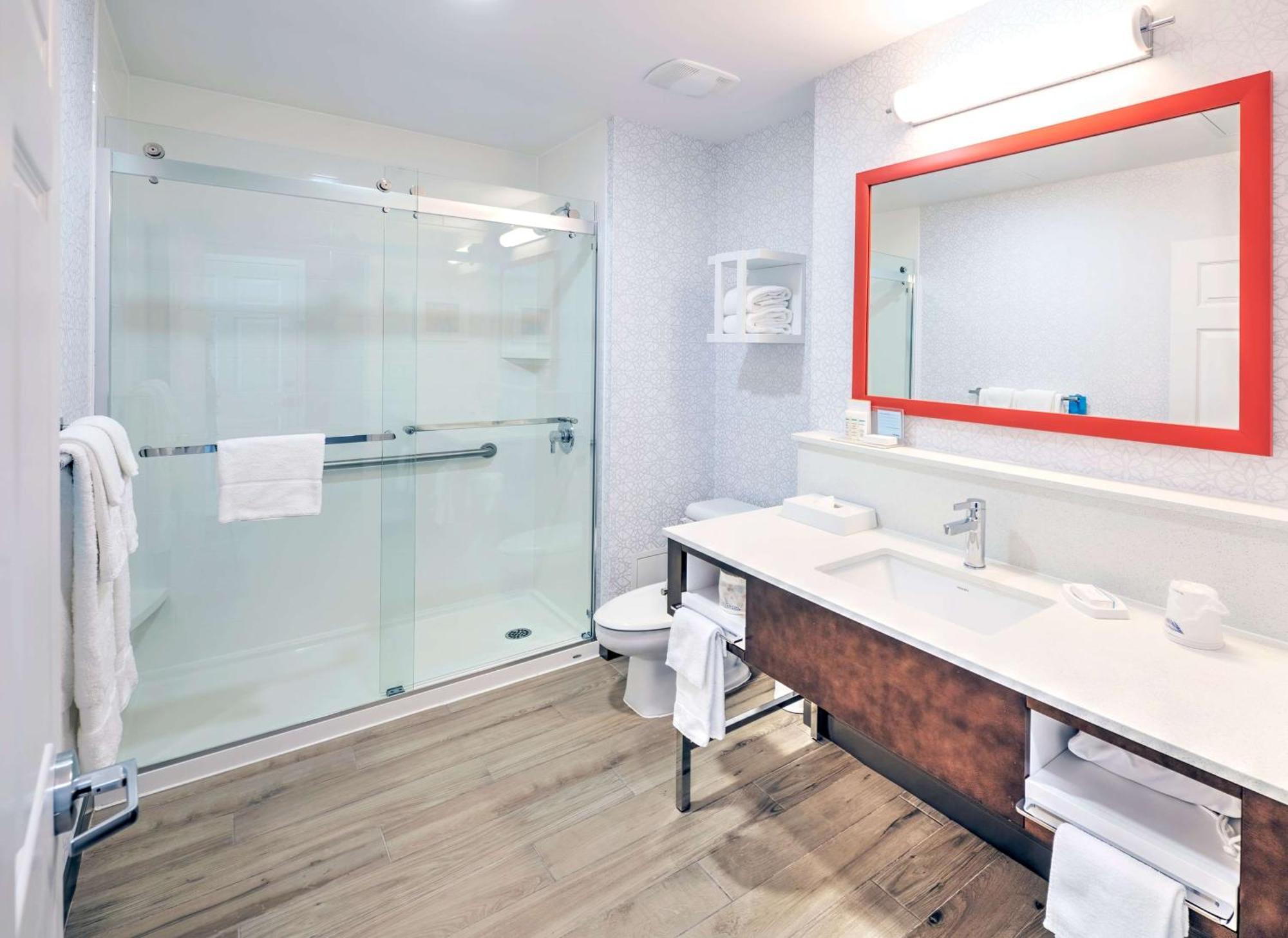 Hampton By Hilton 3*