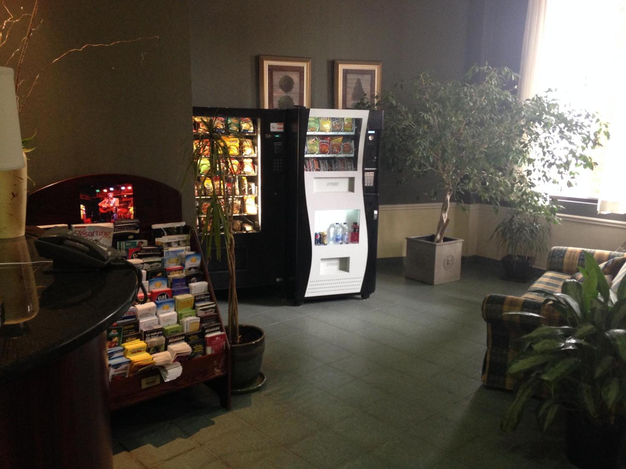 Travelodge By Wyndham East