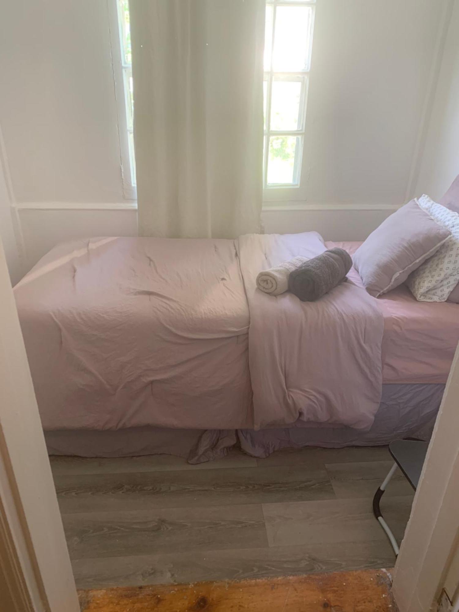 Heritage Private Across Ottawau Not Entire Apartment *