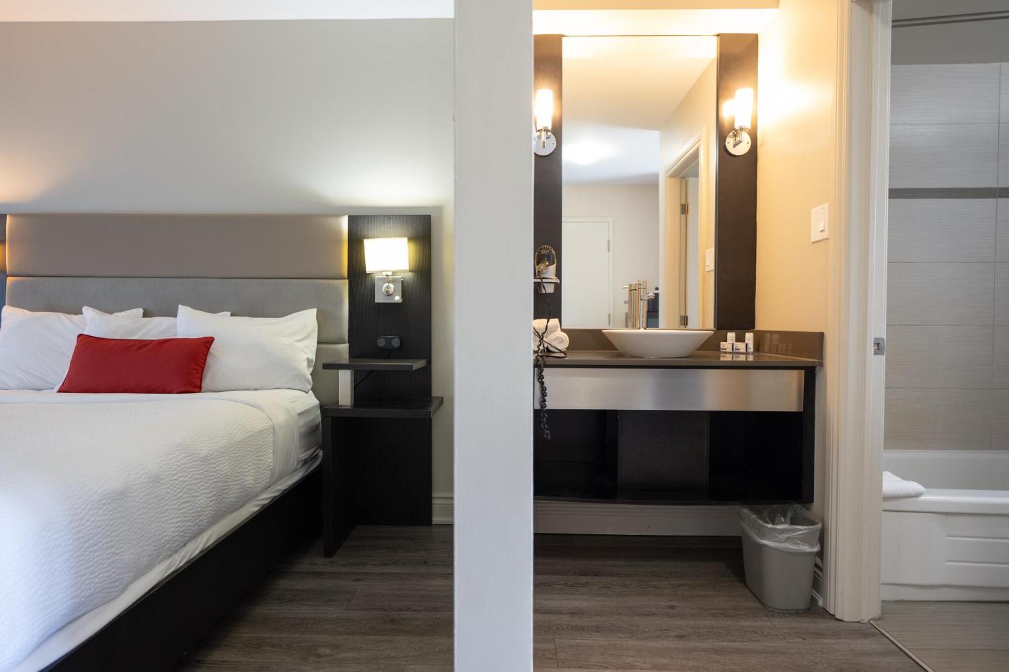 Hotel Ramada By Wyndham On The Rideau