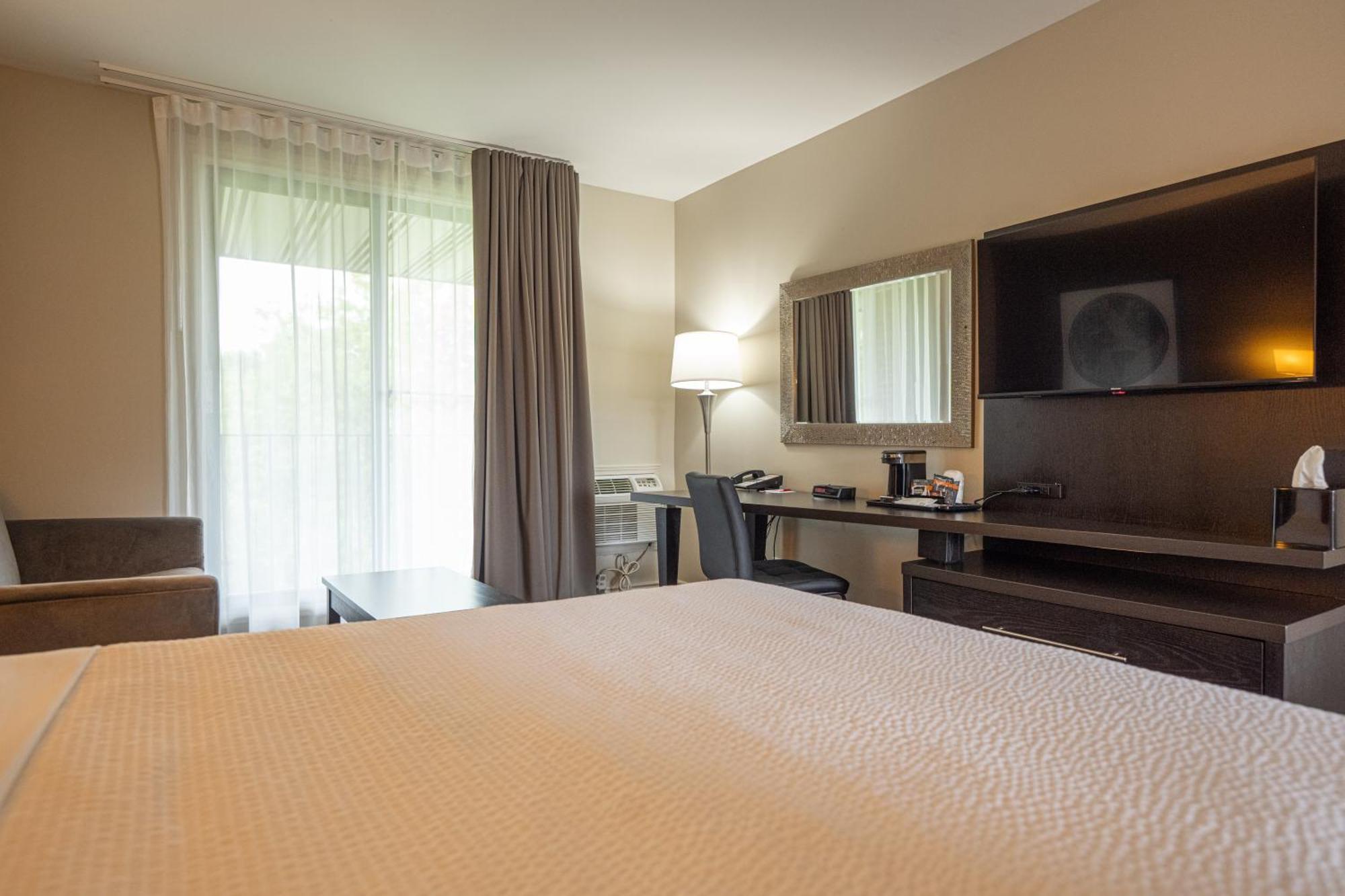 Ramada By Wyndham On The Rideau Ottawa