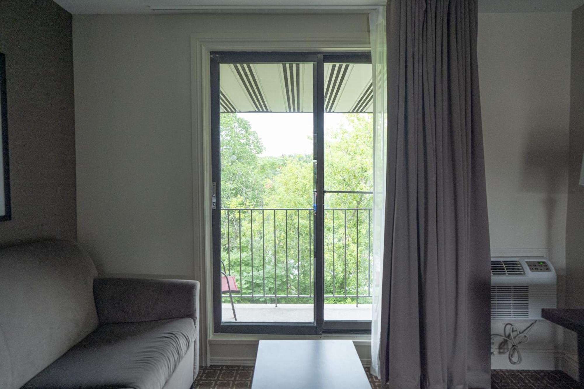 Ramada By Wyndham On The Rideau Hotel Ottawa