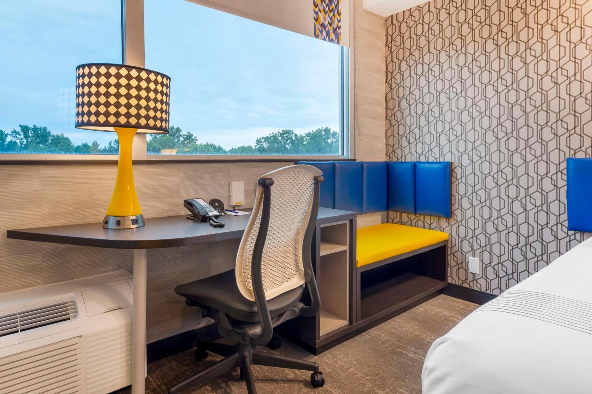 Glo Western Kanata West Hotel Ottawa