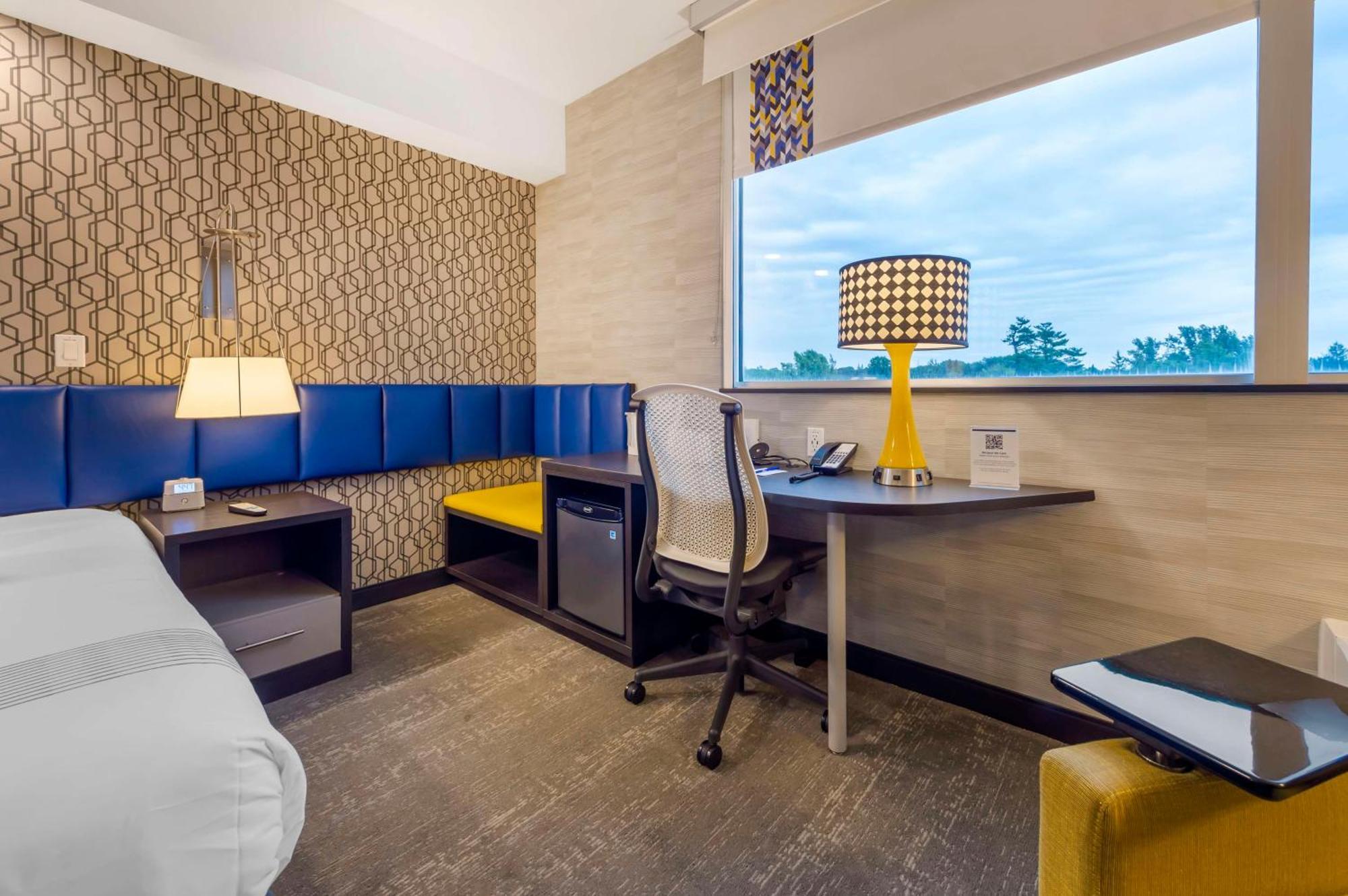Hotel Glo Western Kanata West