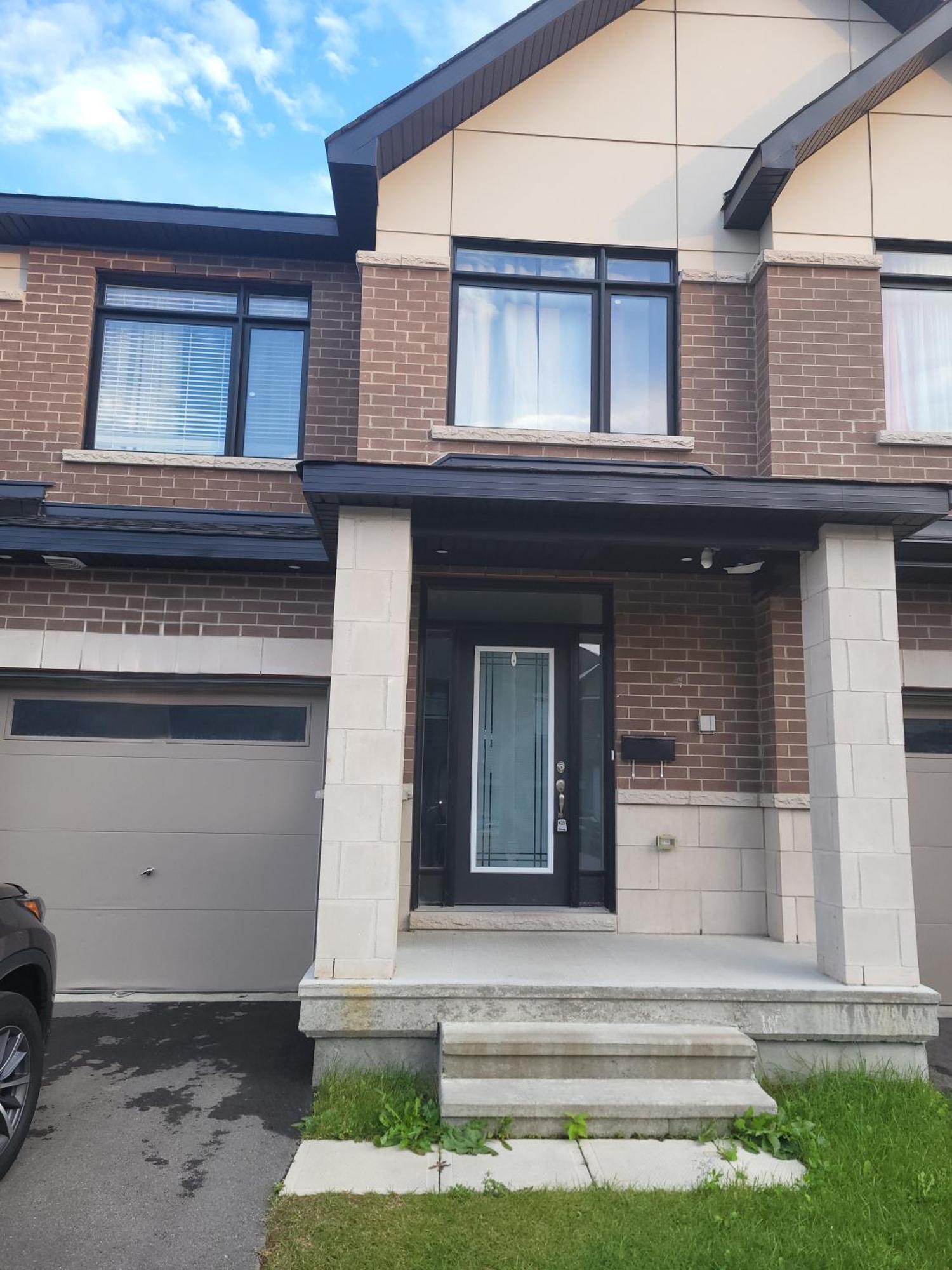 Homestay Lovely Townhouse For Short-term Ottawa