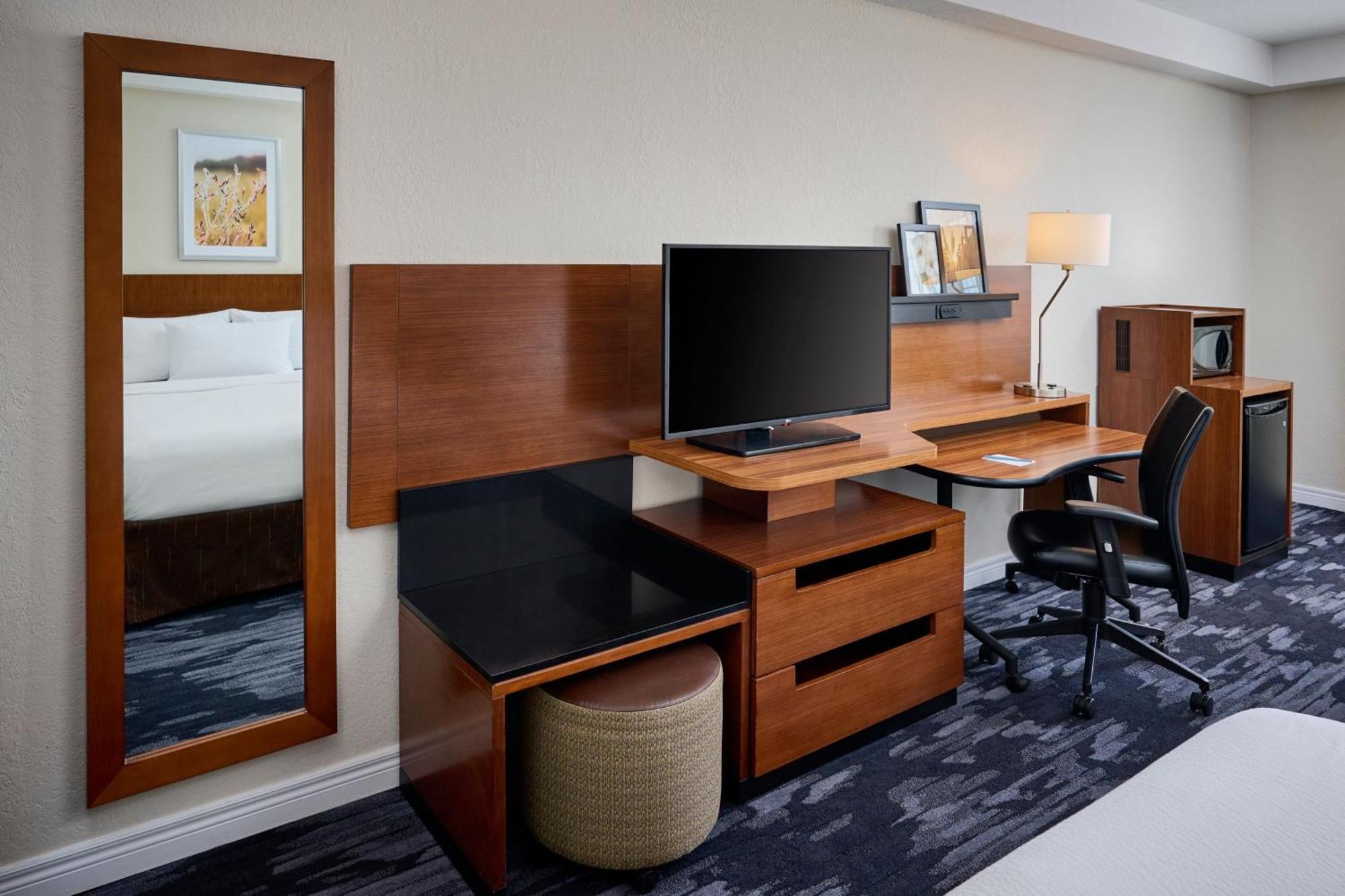 Fairfield & By Marriott Kanata Ottawa