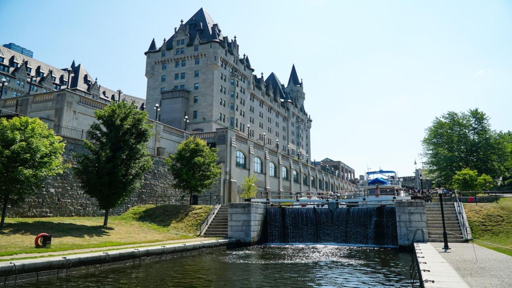Hotel - Dwtn - Parliament Hill By Ihg 3*