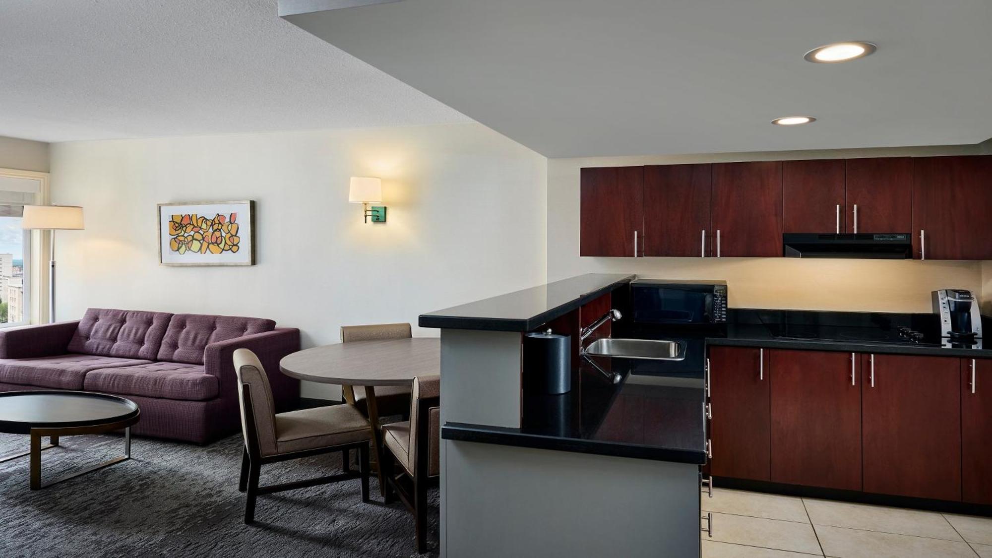 - Dwtn - Parliament Hill By Ihg Hotel 3*