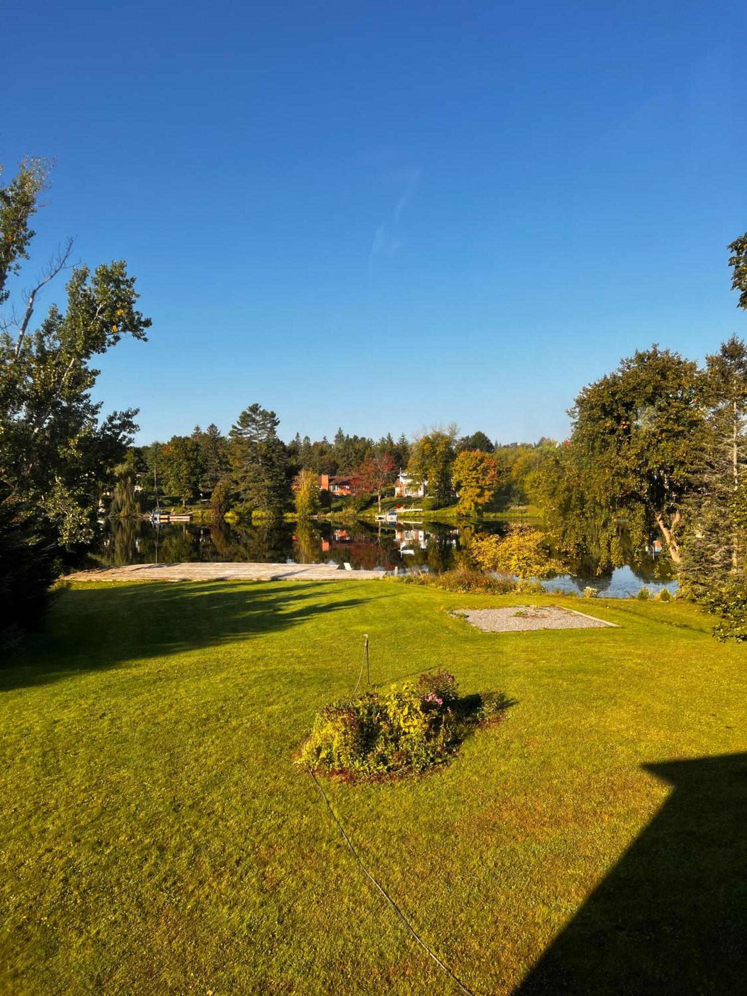 Manotick