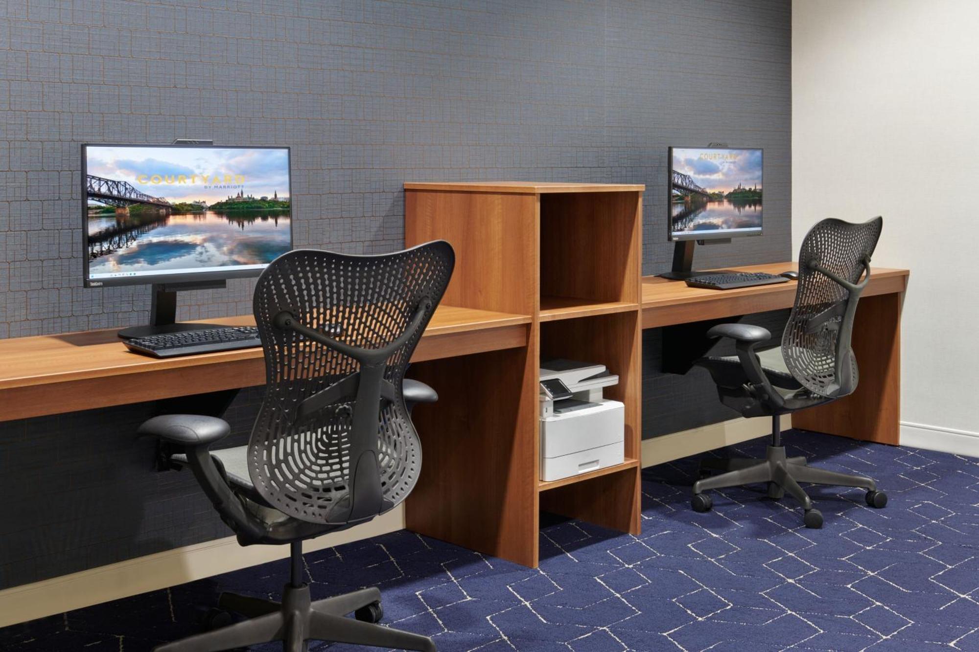 Courtyard By Marriott East 3* Ottawa