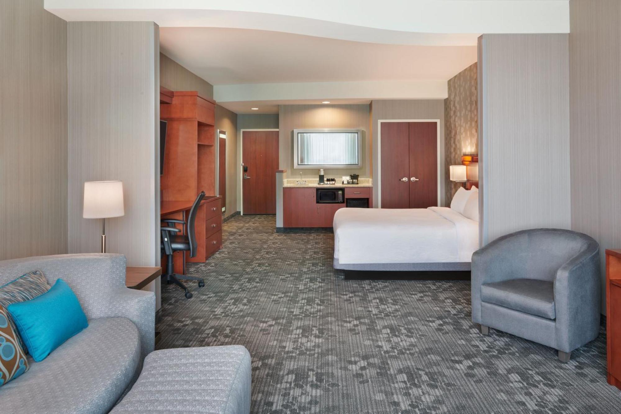 Hotel Courtyard By Marriott East Ottawa