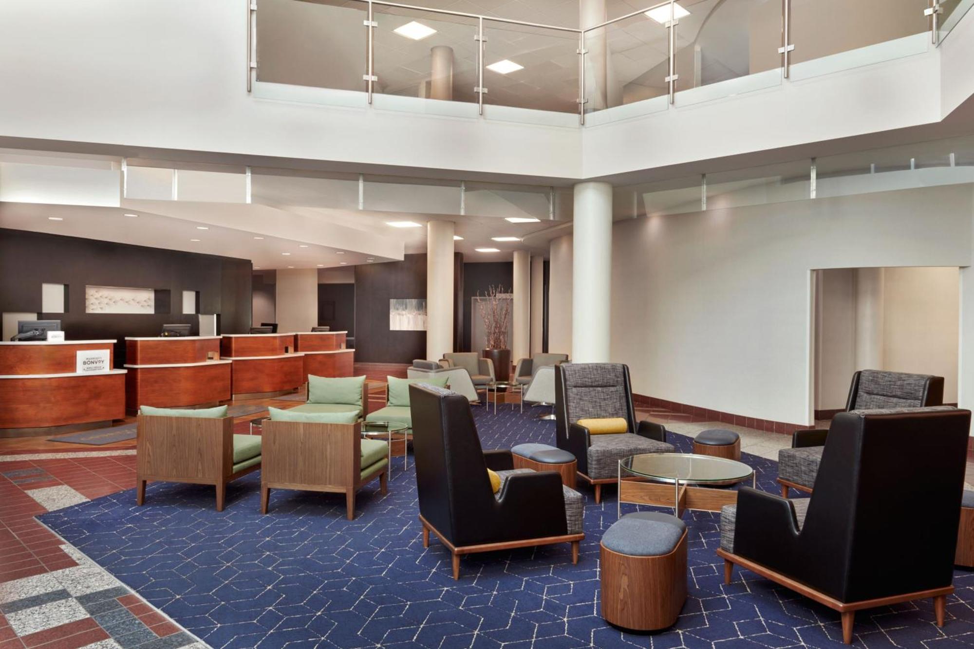 Hotel Courtyard By Marriott East Ottawa
