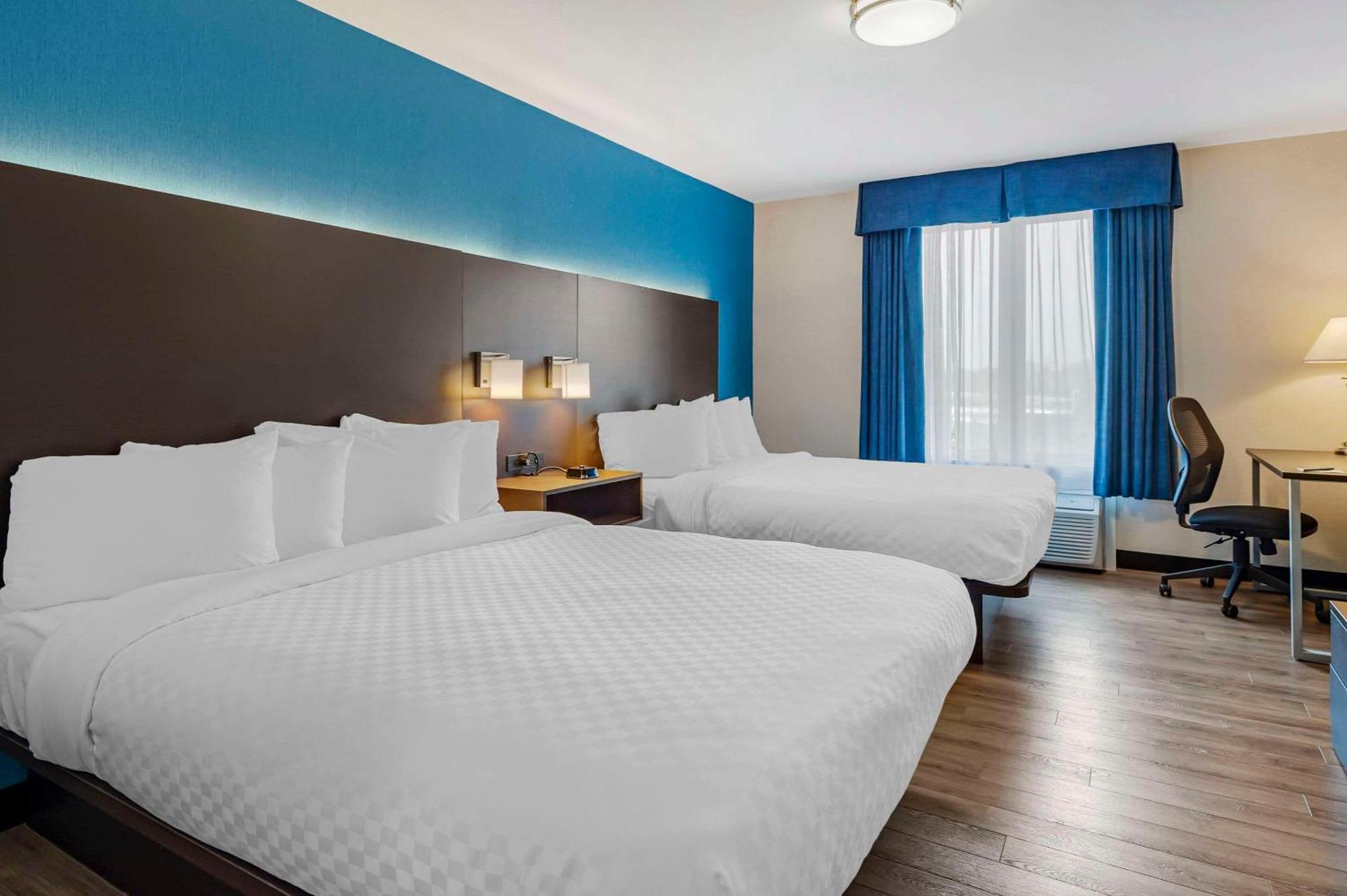 Quality Inn 2*