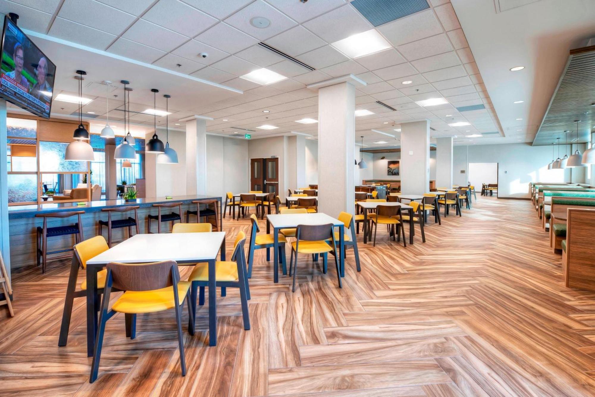 Fairfield & By Marriott Airport Hotel