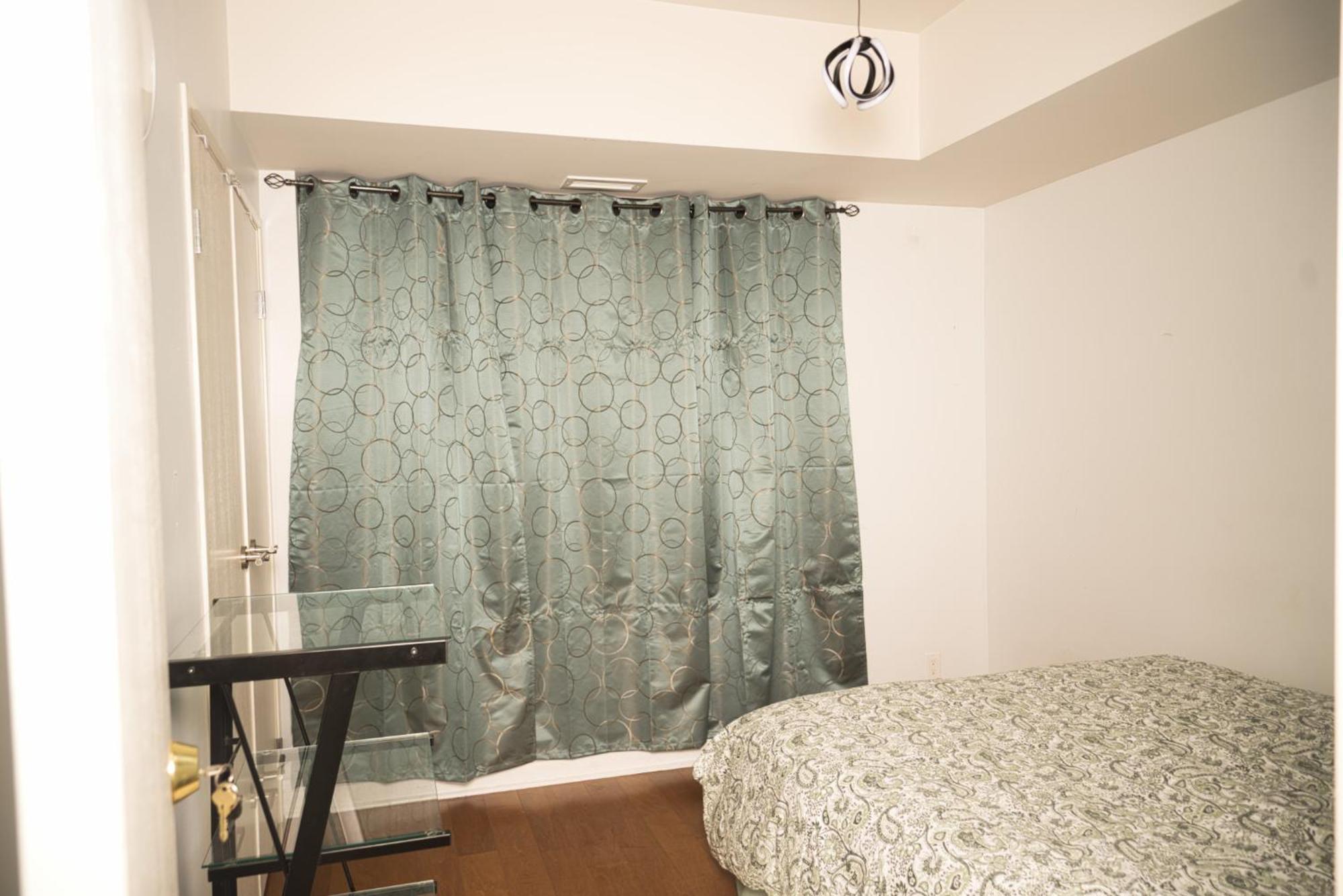 Minimum One Month In Fairly New 2 Rooms, 2 Bathrooms Ottawa