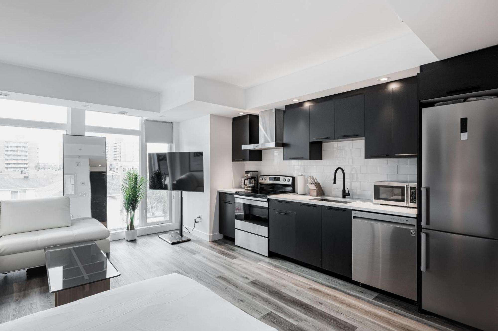 Westview Luxury * Ottawa