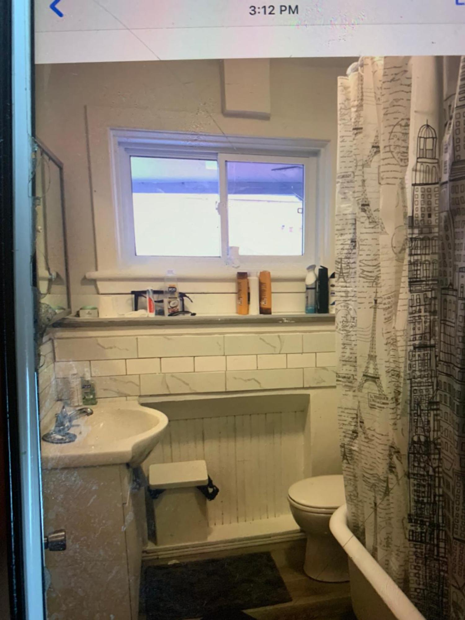 Private Steps To Of Downtown Apartment