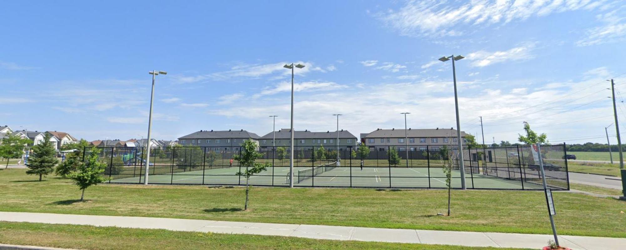 Cute 3 Bedrooms Townhouse In Kanata Holiday home *