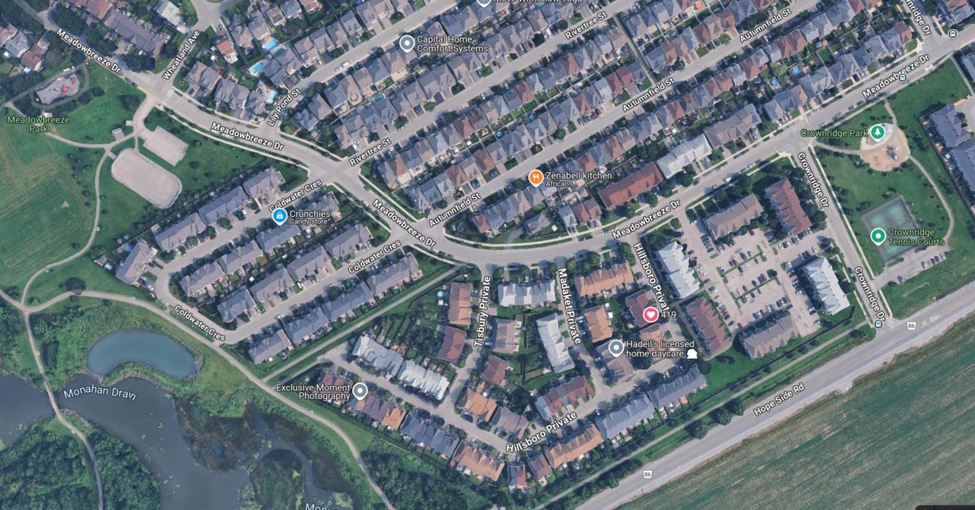 Cute 3 Bedrooms Townhouse In Kanata Holiday home