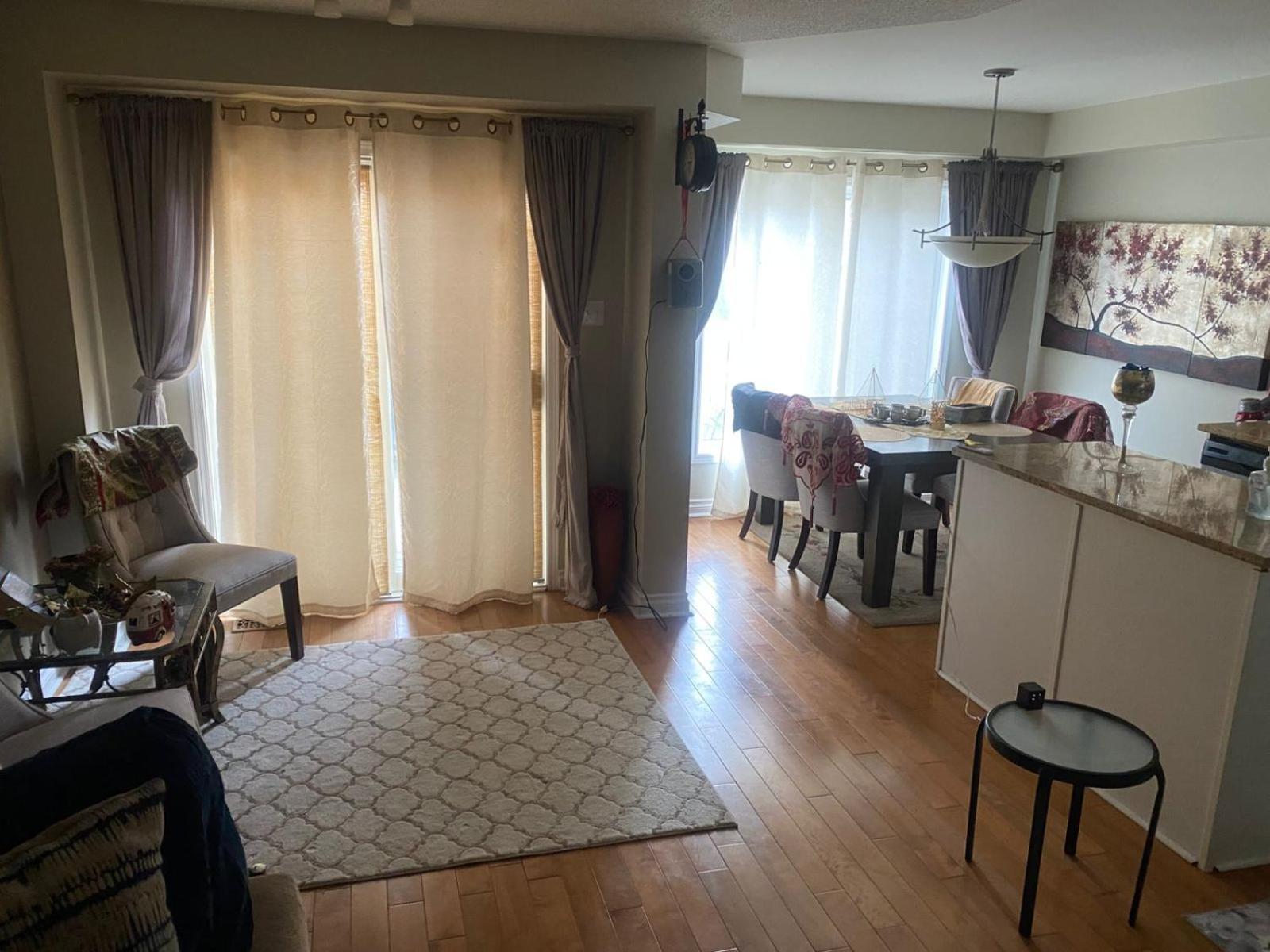 Cute 3 Bedrooms Townhouse In Kanata Holiday home Ottawa