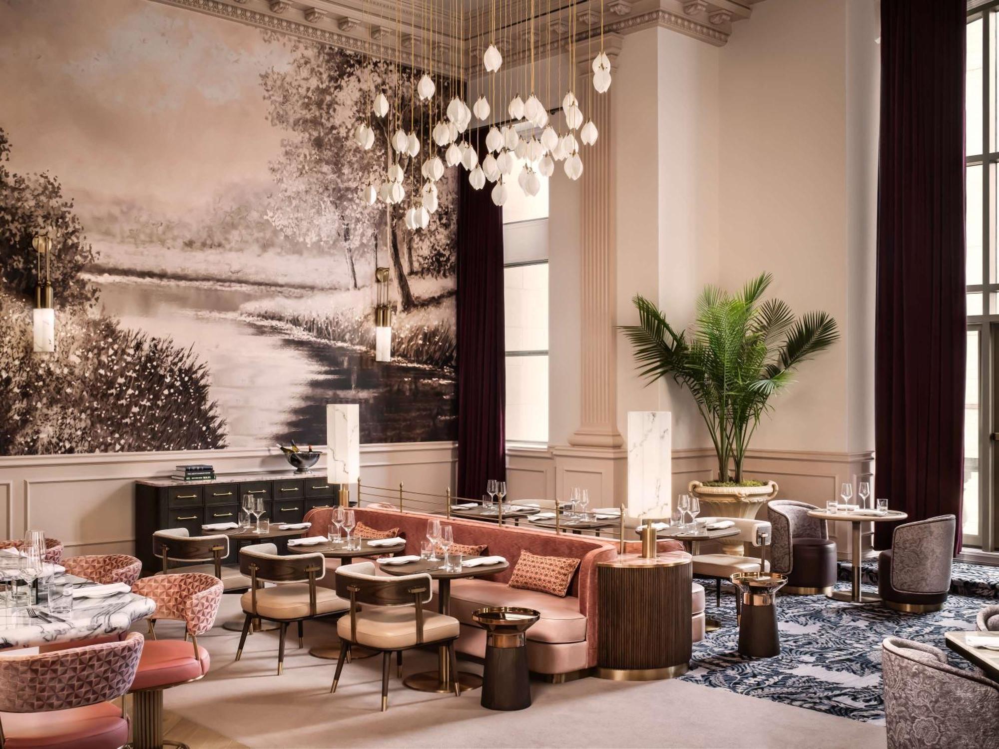 Fairmont Chateau Laurier Hotel
