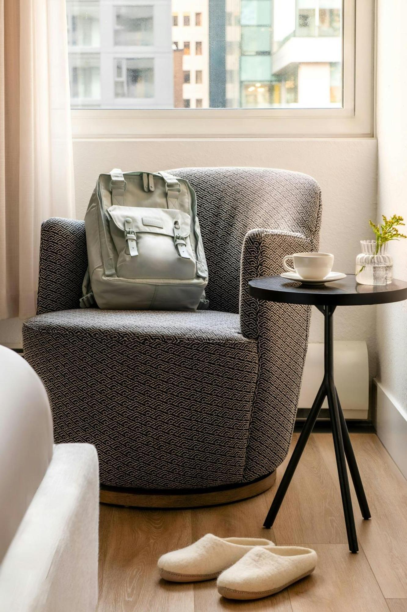 Sonder By Marriott Bonvoy Rideau Downtown Aparthotel