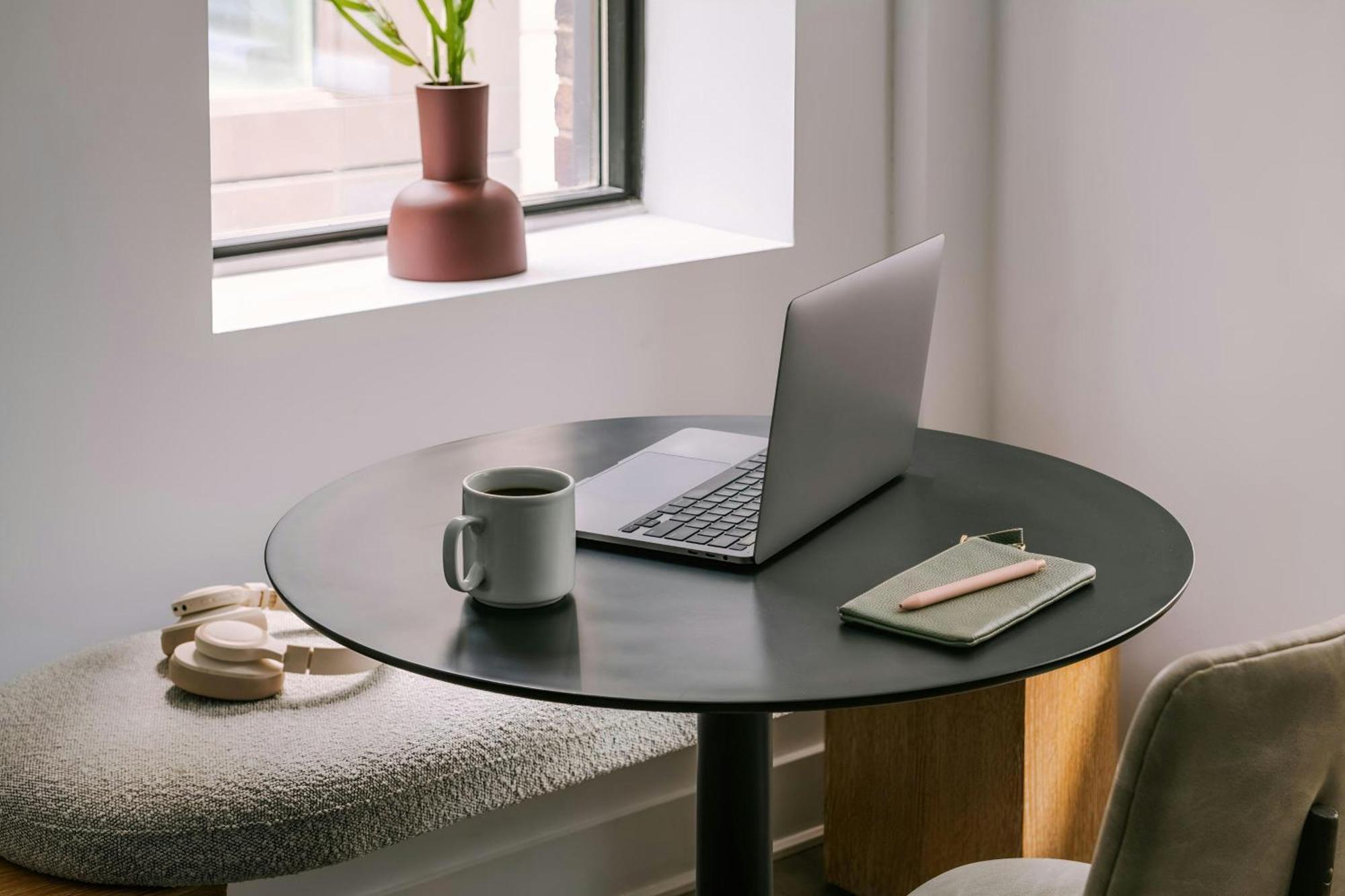 The Arlo, BW Signature Collection