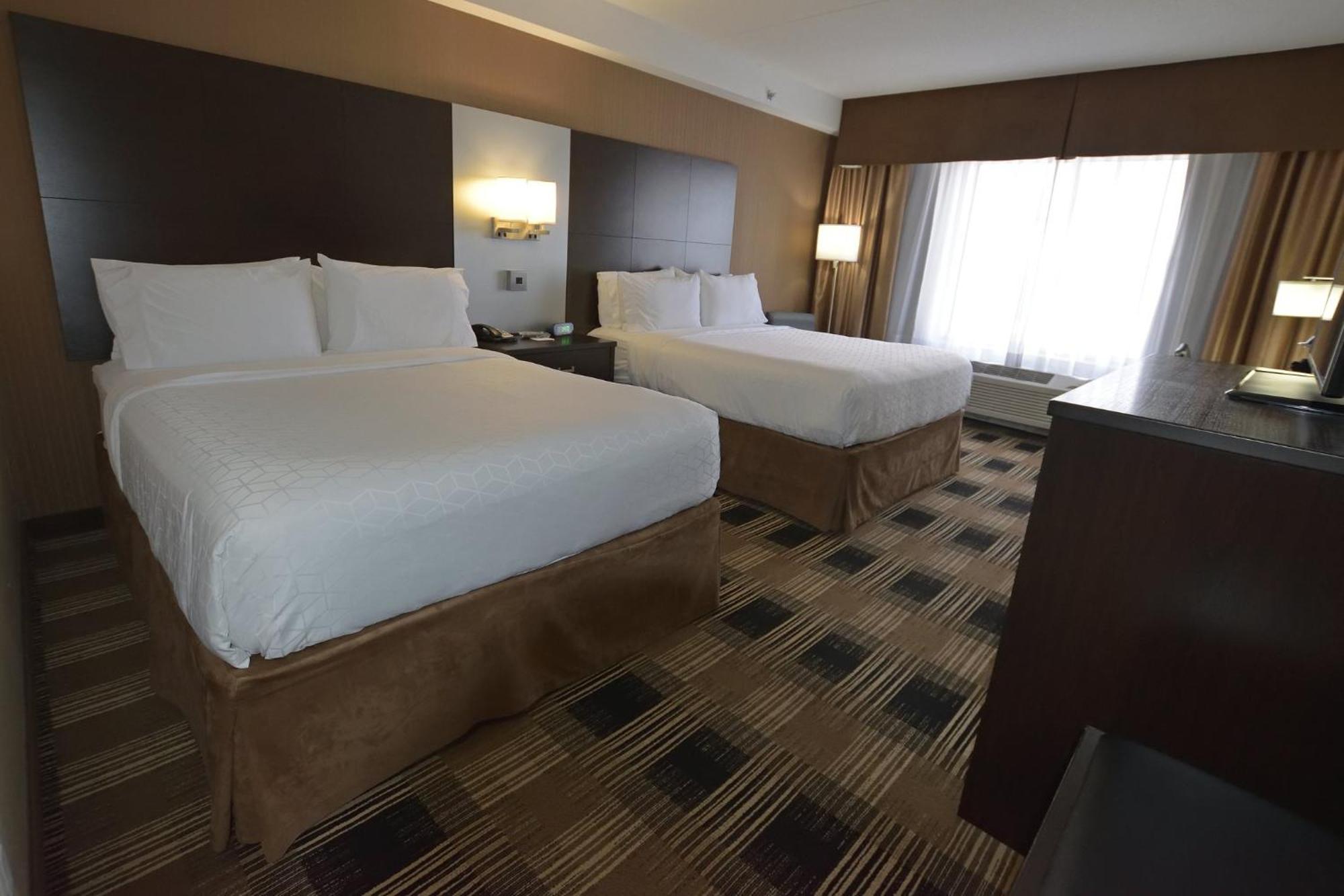 Express & East-orleans By Ihg Hotel