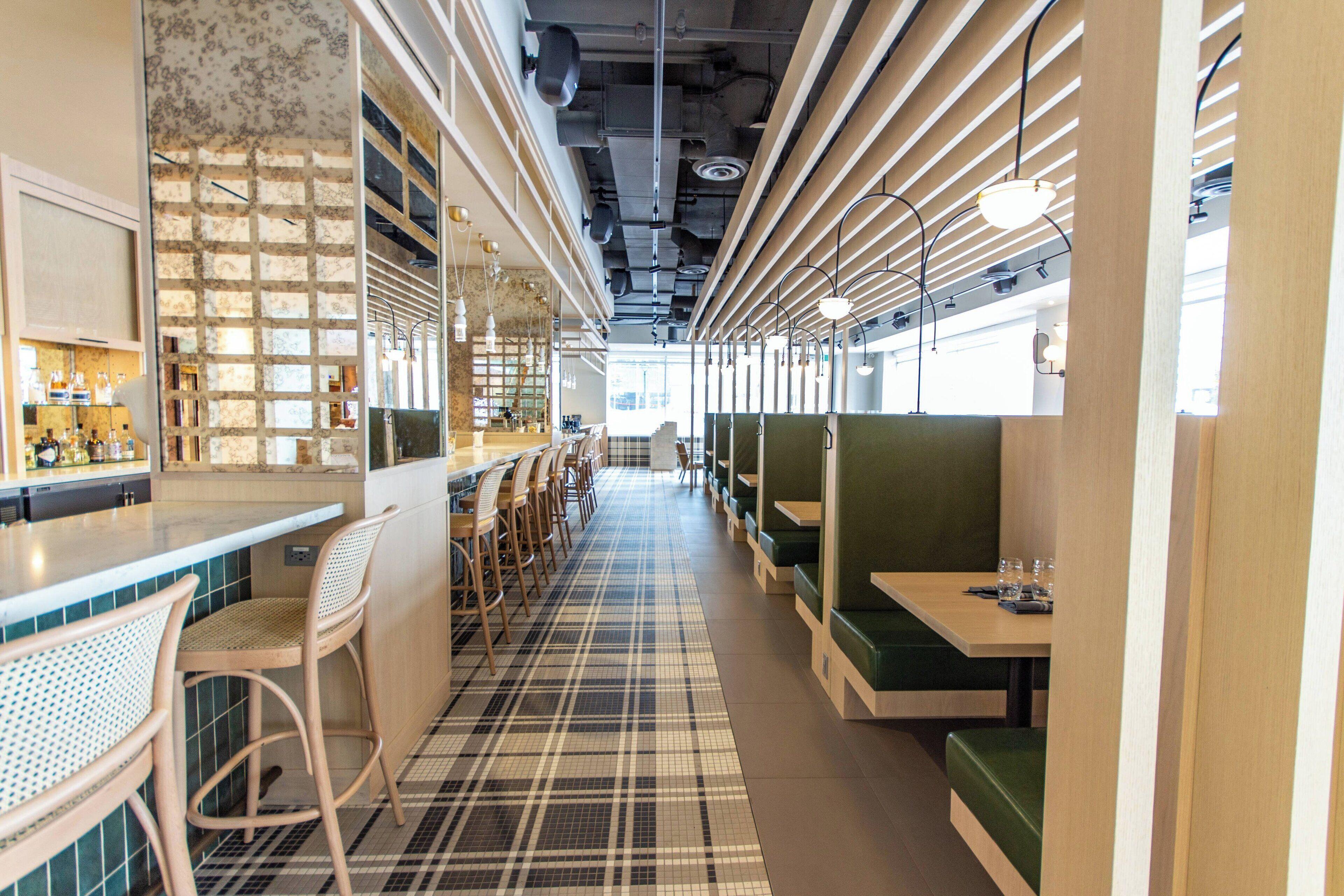 Hotel Delta By Marriott Centre 4*