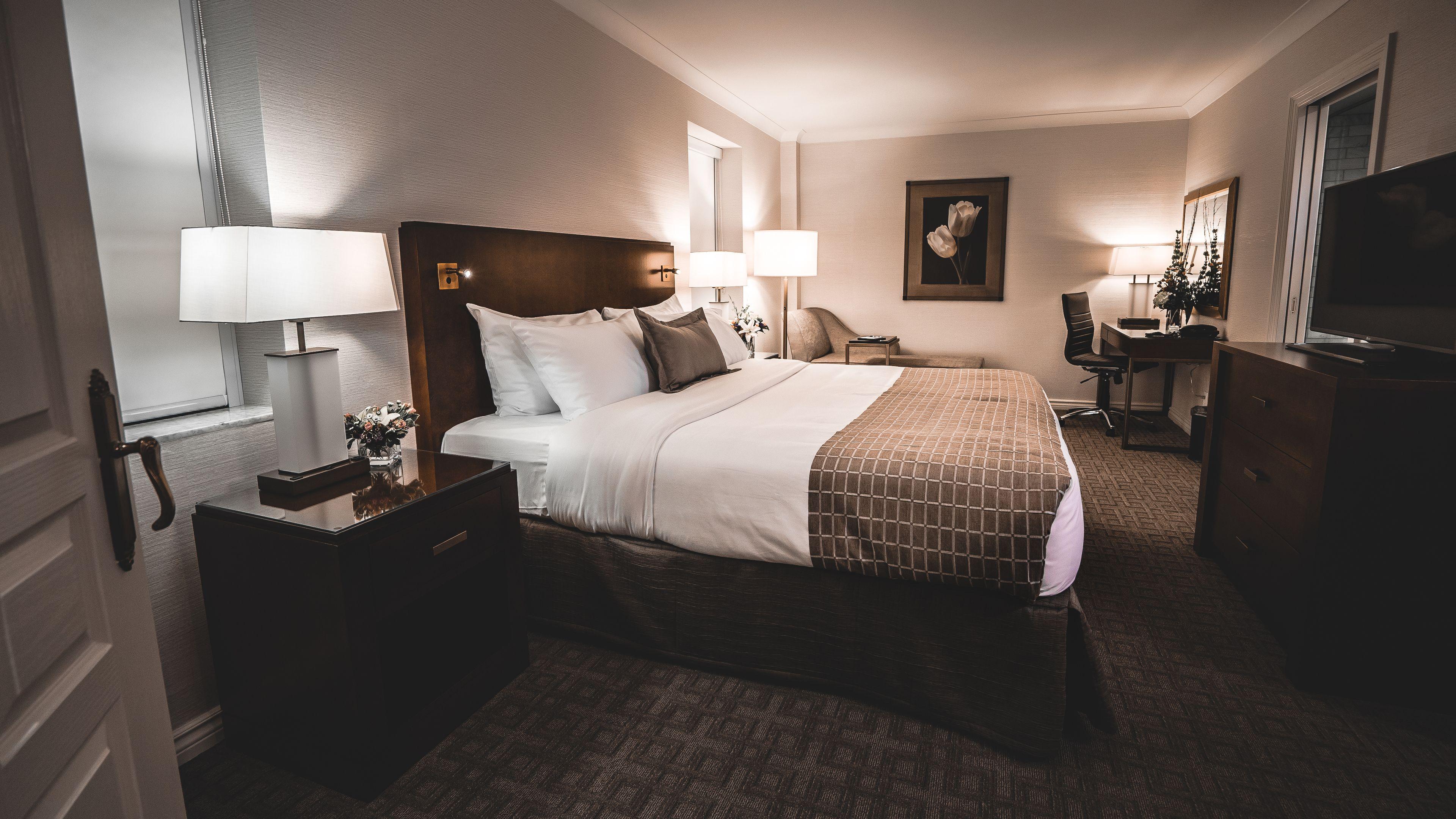 Lord Elgin Hotel 4*