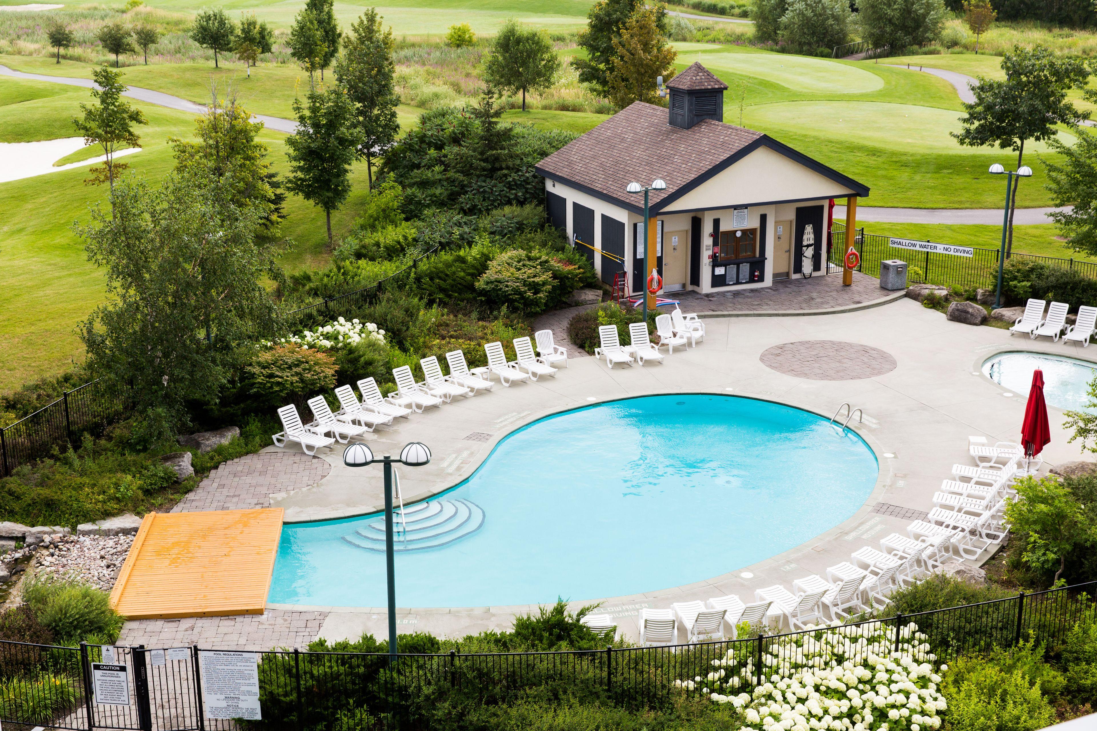 Brookstreet - West - Kanata Hotel 4*