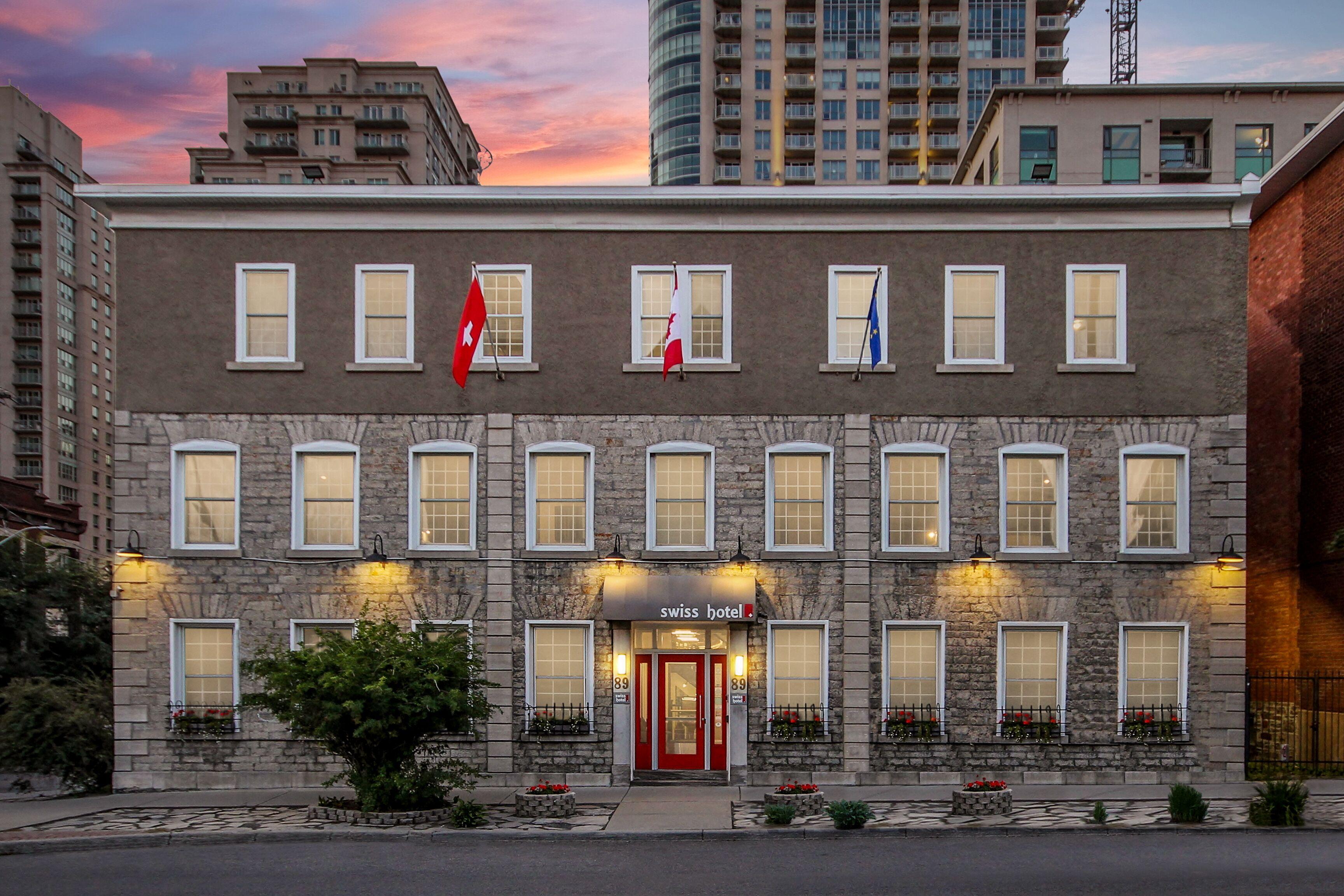 Hotel Swiss Ottawa
