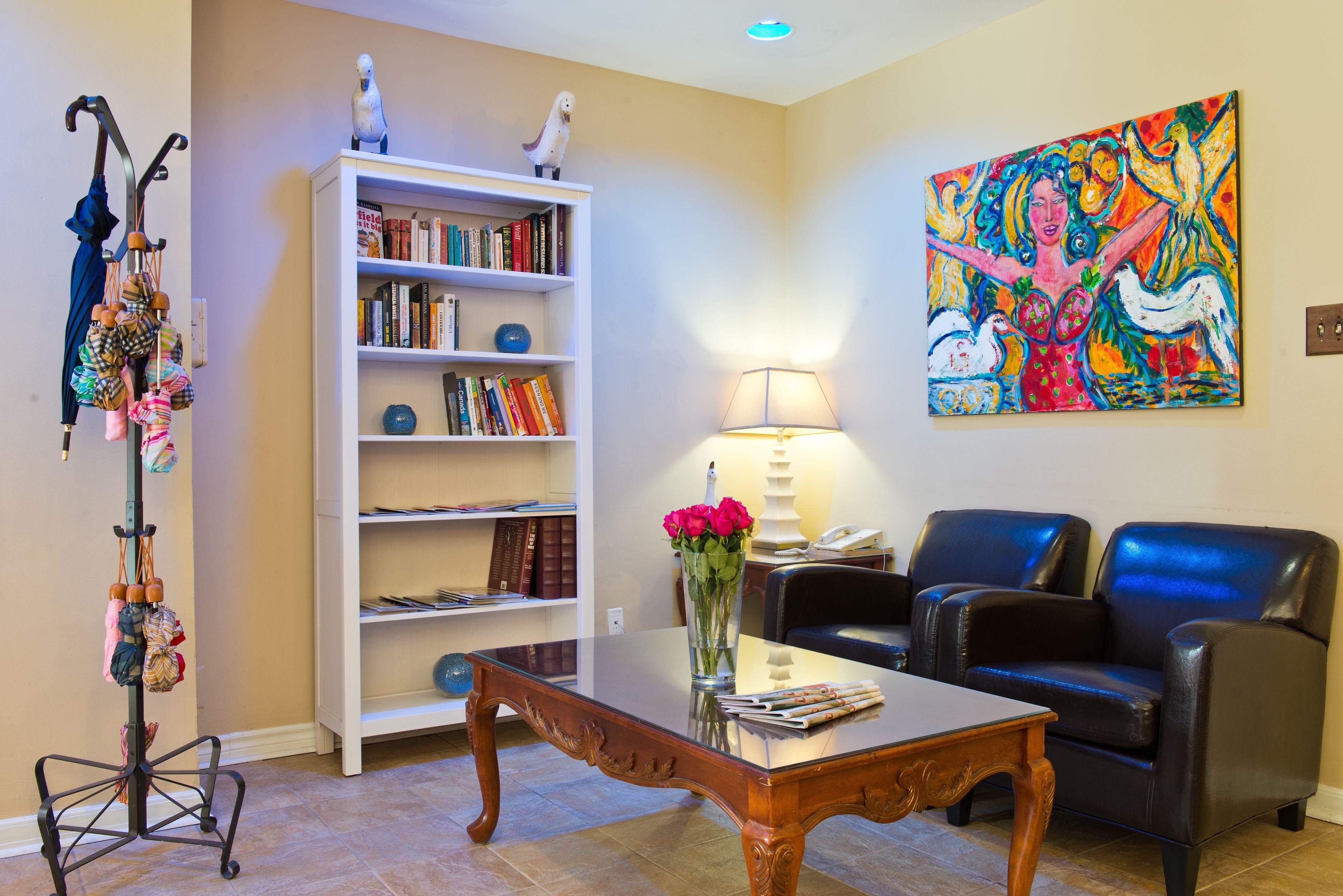 Hotel Byward Blue Ottawa