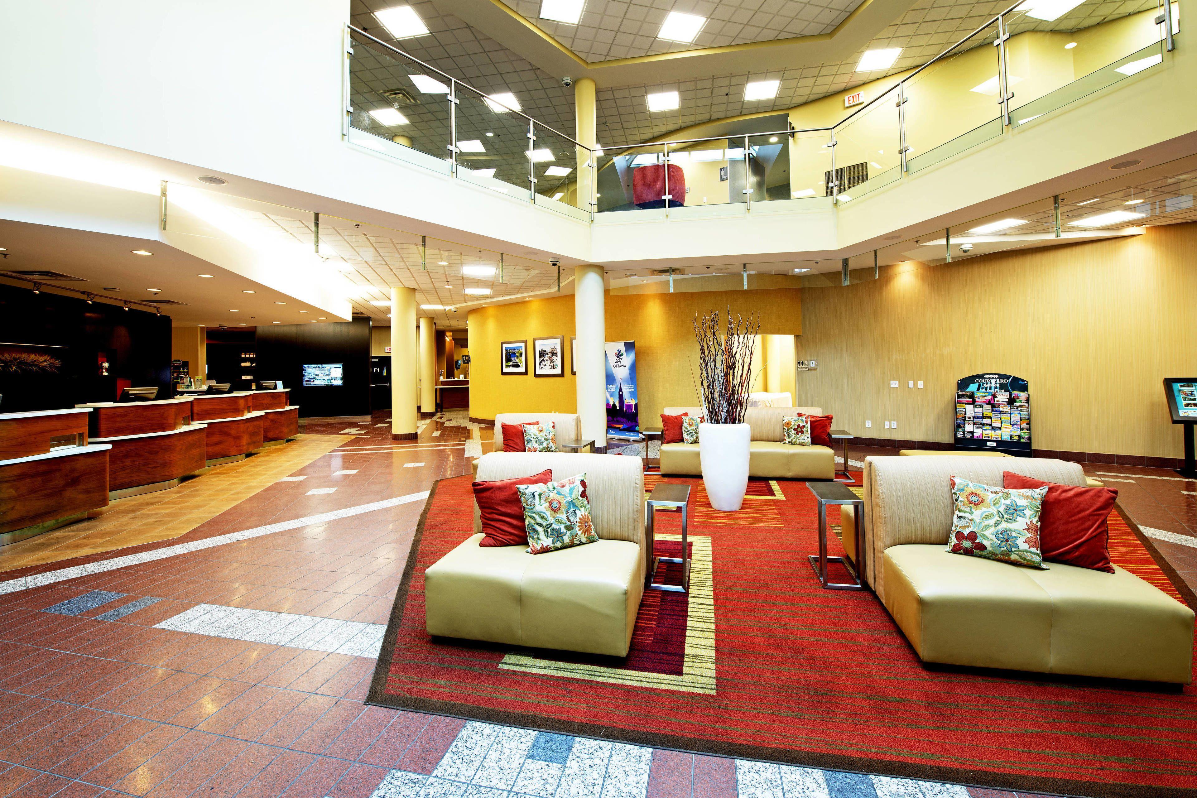 Hotel Courtyard By Marriott East