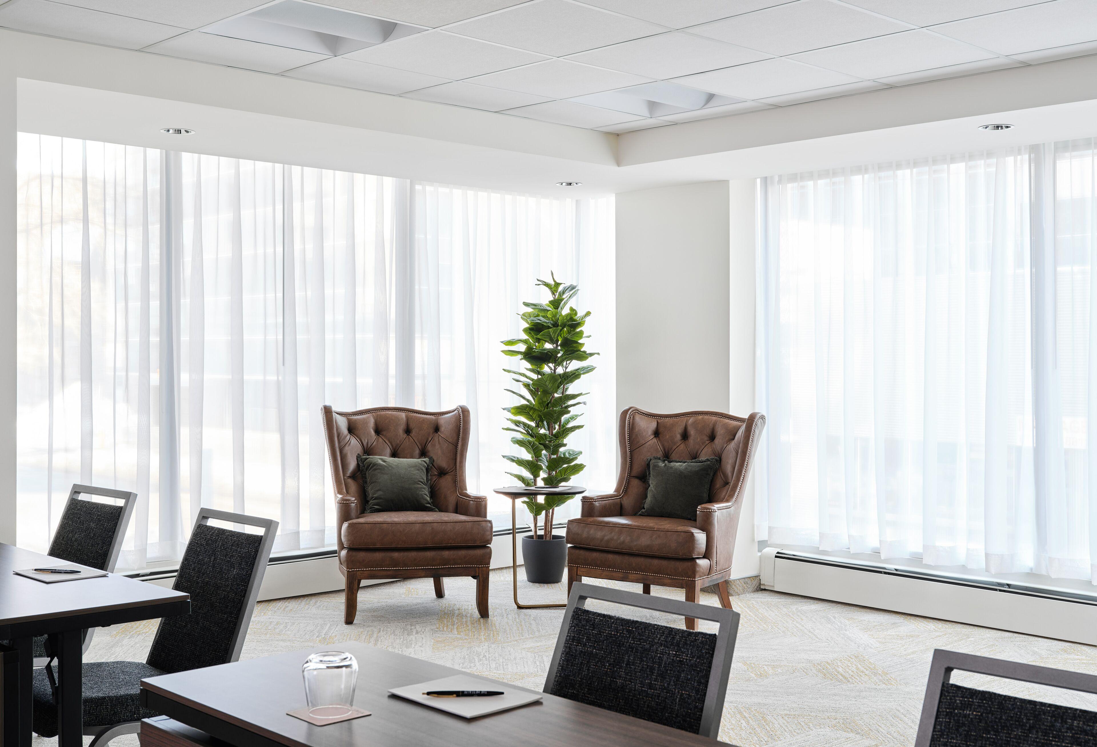 Hotel Metcalfe By Gray Collection