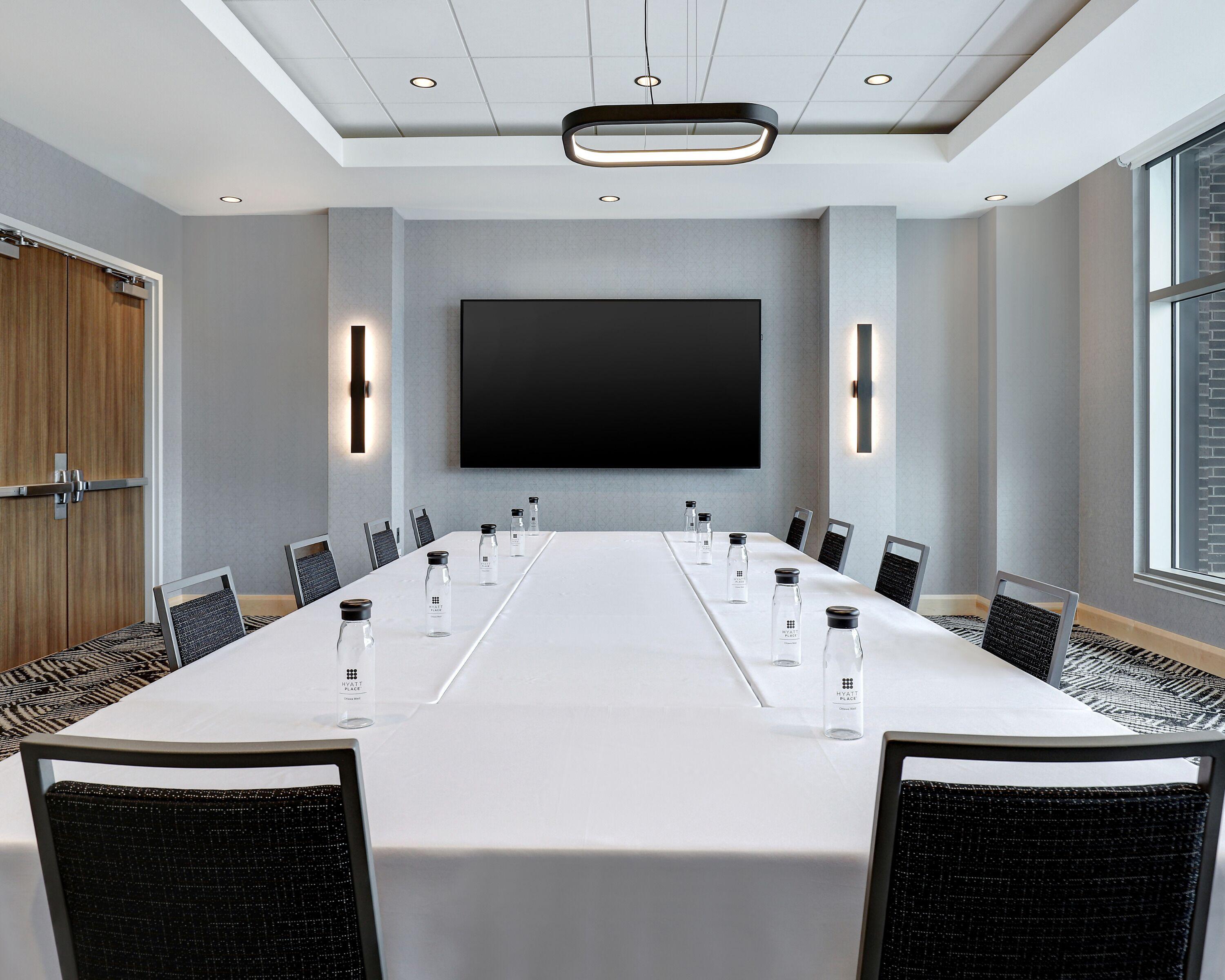 Hotel Hyatt Place West 3*