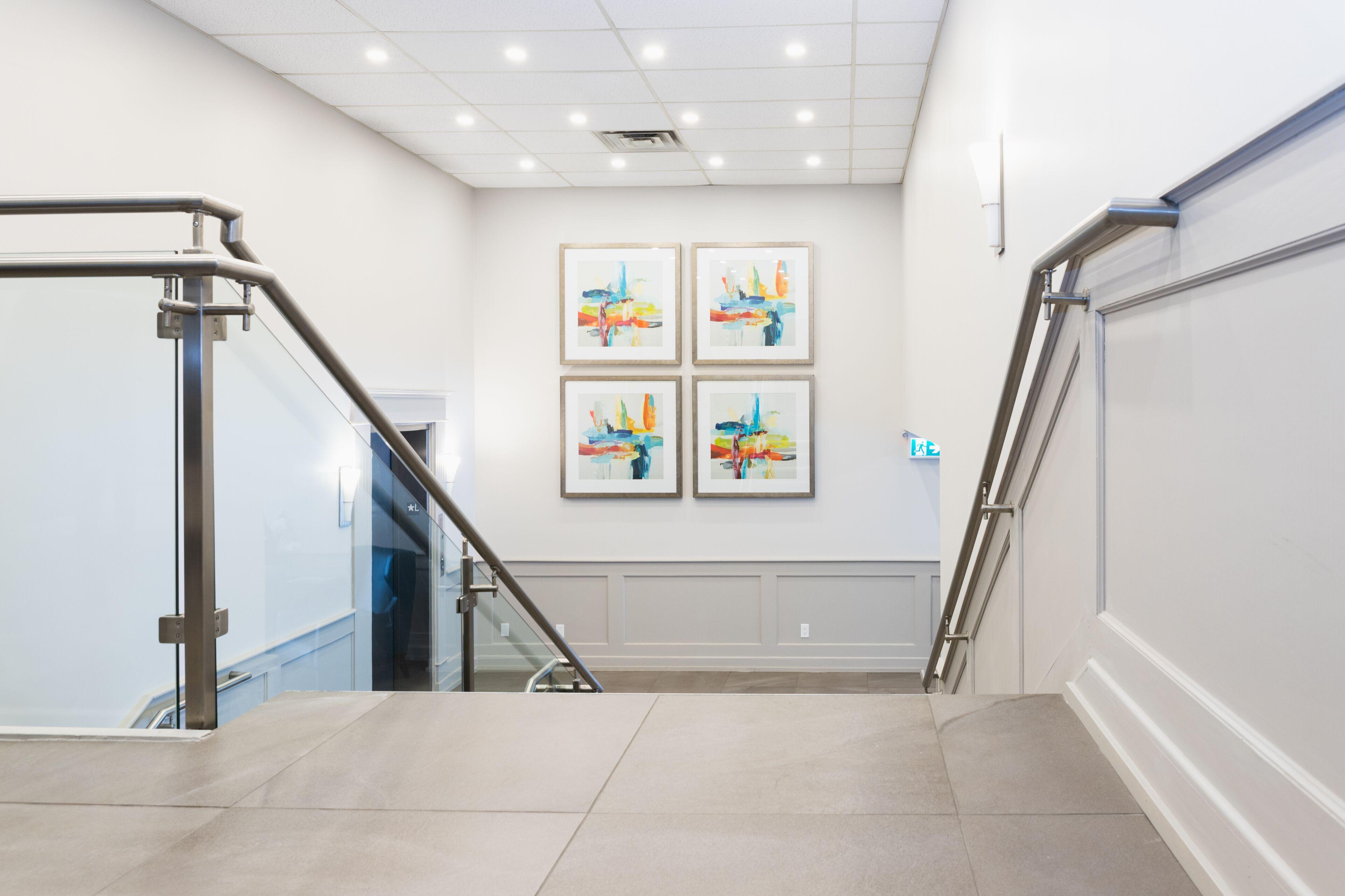 Adam's Airport Motel