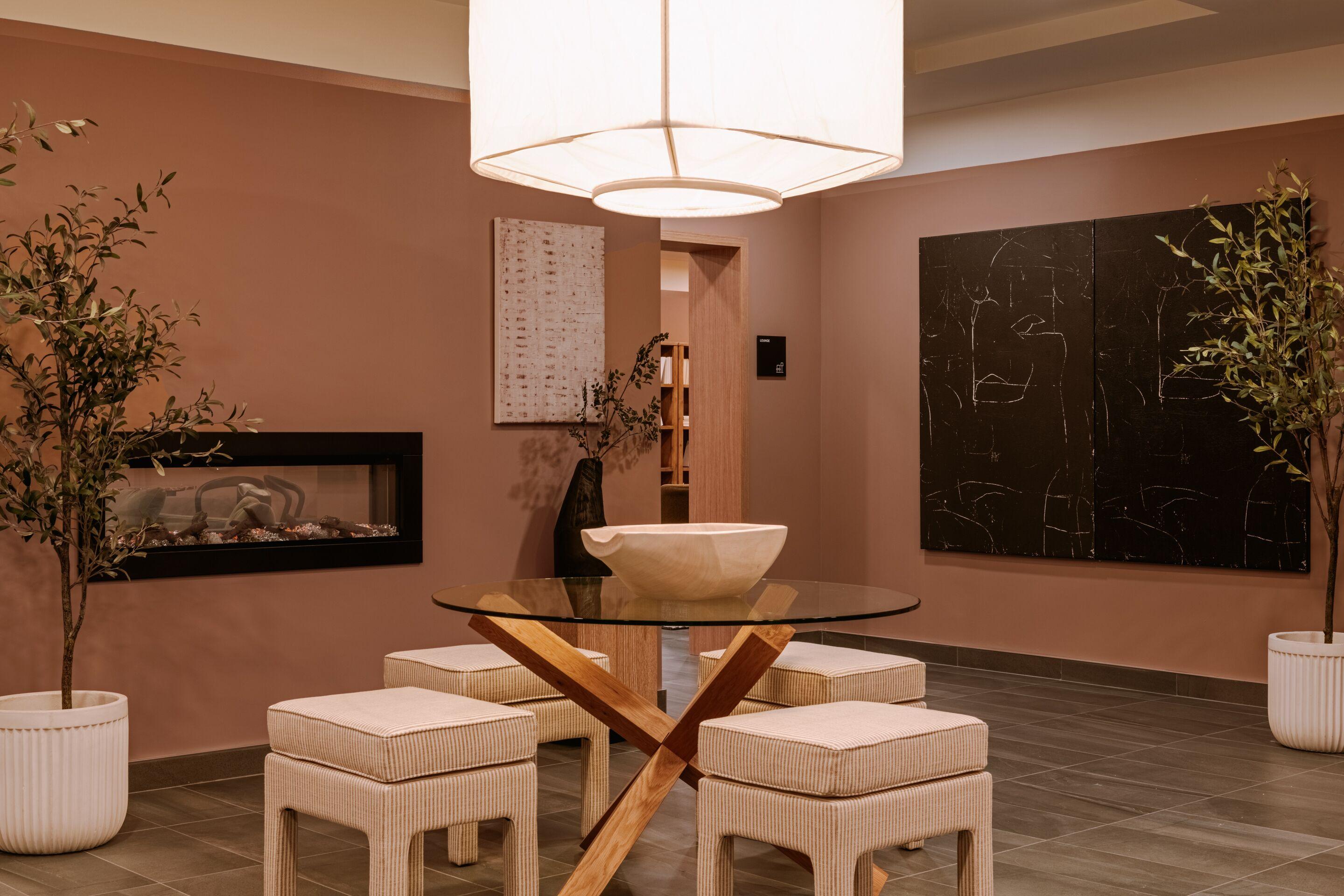 The Arlo, BW Signature Collection