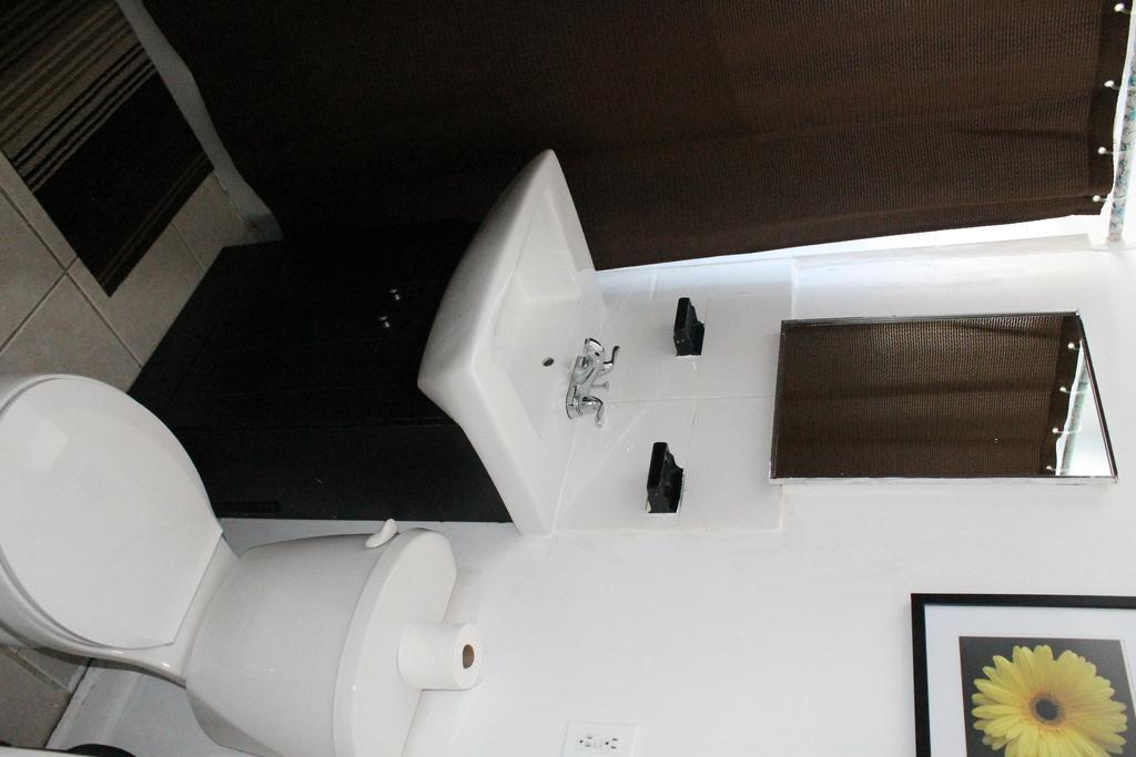 Adib - 630 Cummings Ave, Unit 9 Ottawa