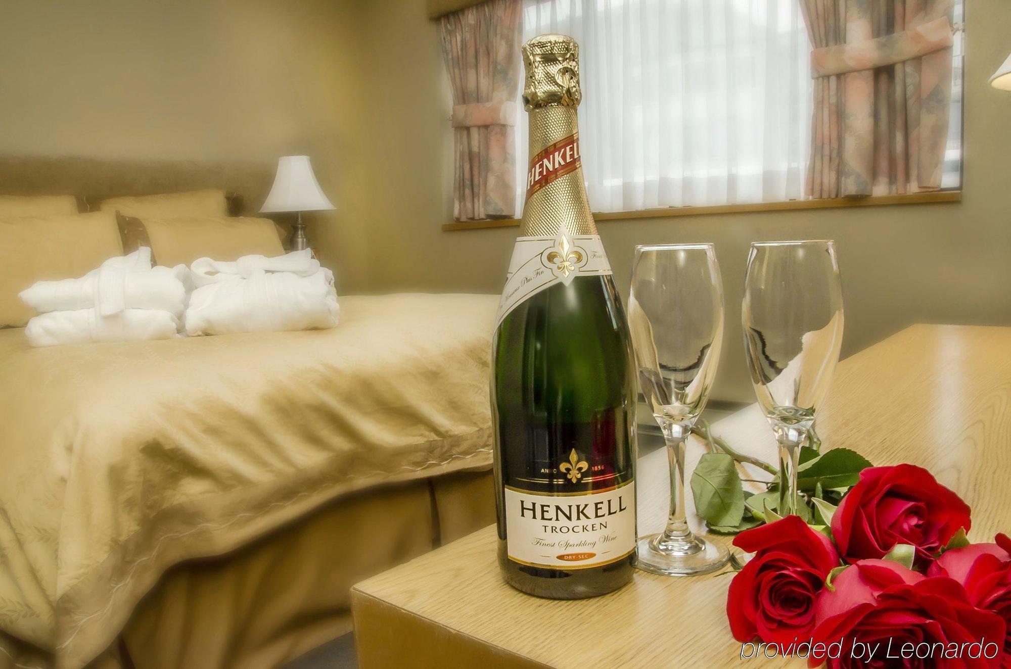 Hotel Cartier Place 3*