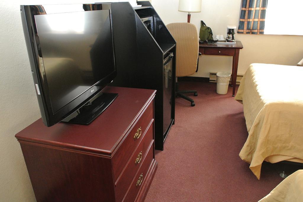 Hotel Travelodge By Wyndham East 3*