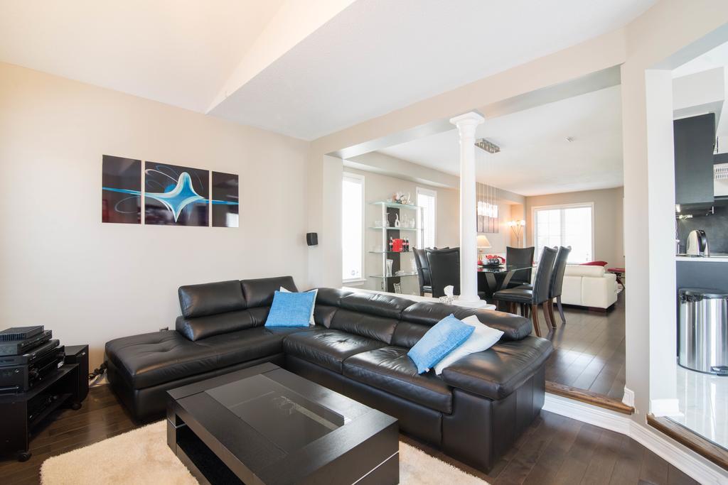 Kashy Homes Luxury With Hot Tub Ottawa