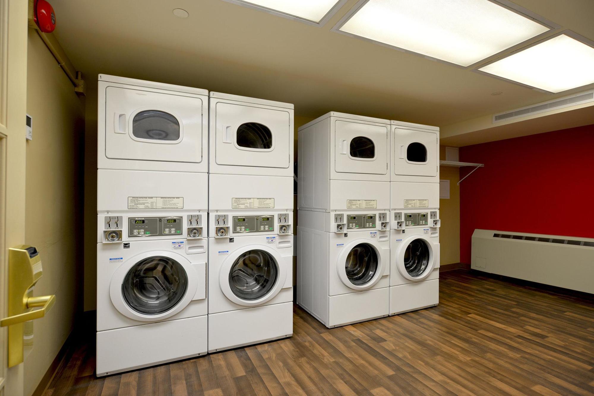 Extended Canada - 3*