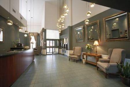 Travelodge By Wyndham East Hotel Ottawa