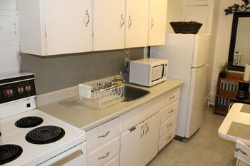 Adib - 362 Friel St, Unit 2 * Ottawa