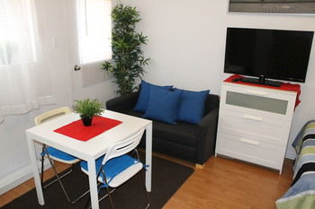 Adib - 362 Friel St, Unit 2