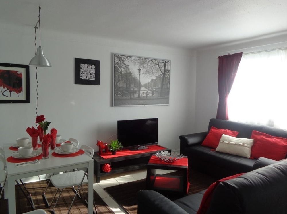Adib - 630 Cummings Ave, Unit 9 * Ottawa
