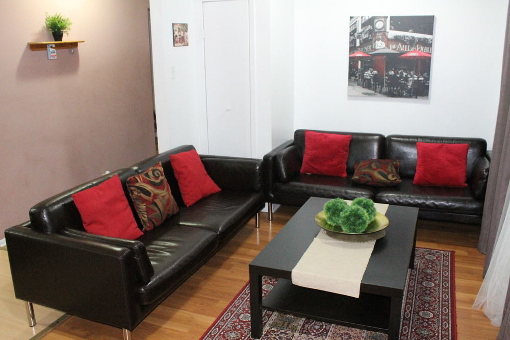 Adib Apartments - 931 Pinecrest Rd, Unit B * Ottawa