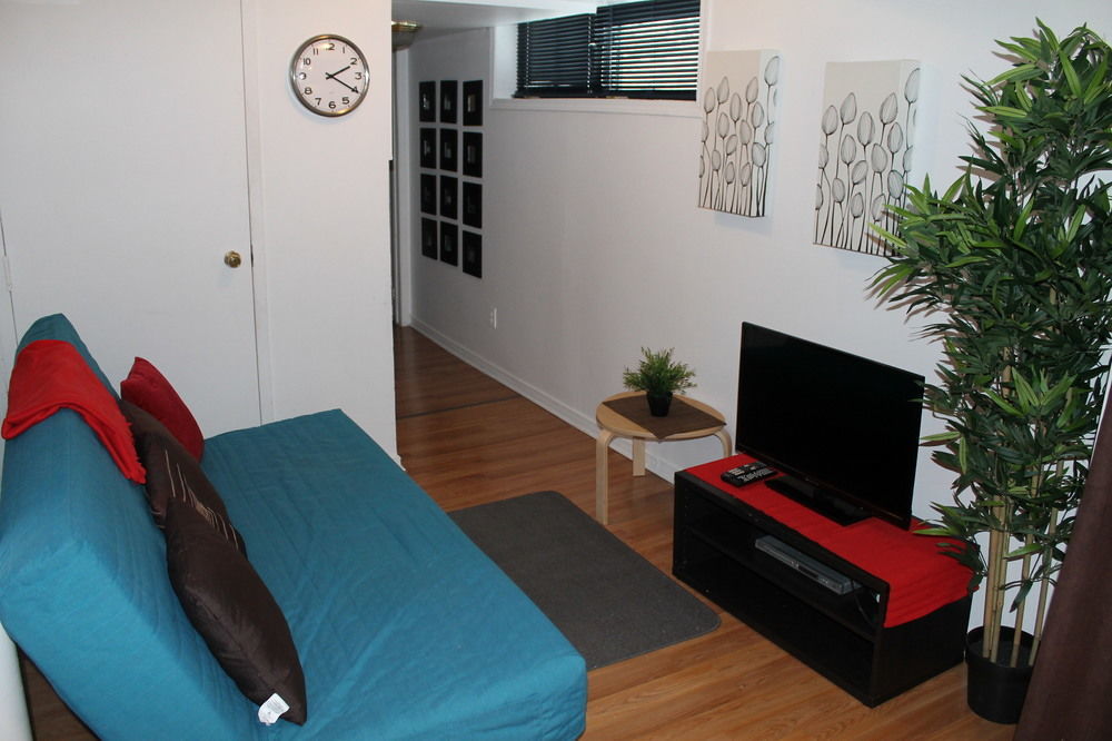 Adib Apartments 224 Woodroffe Ave *