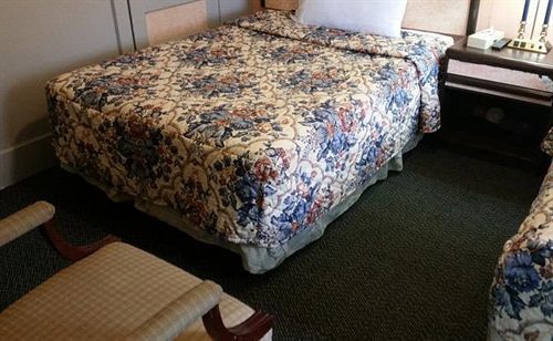 Bed & Breakfast A Voyageur's 3*